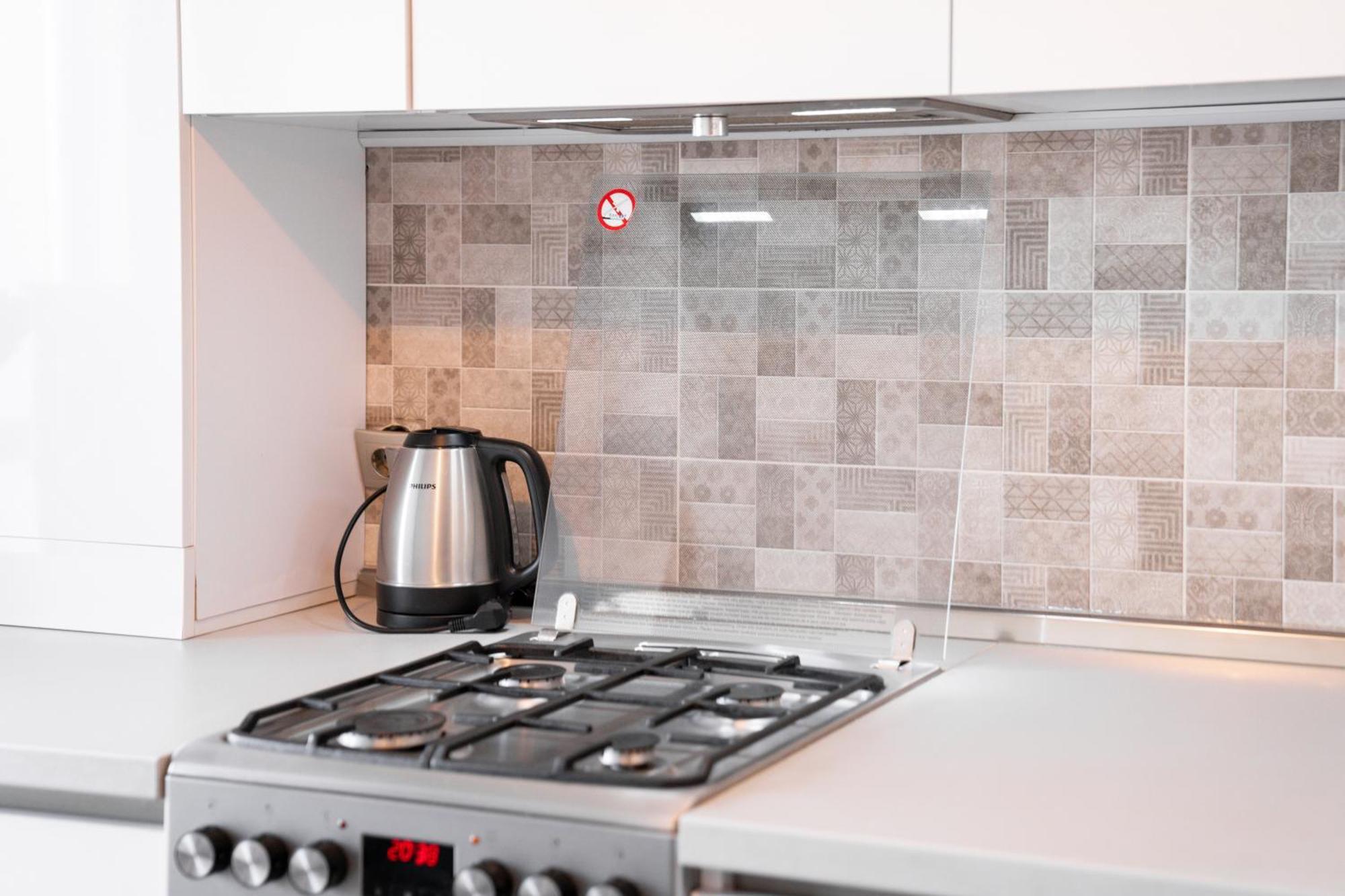 Glass New Apartments Ultracentral キシナウ エクステリア 写真