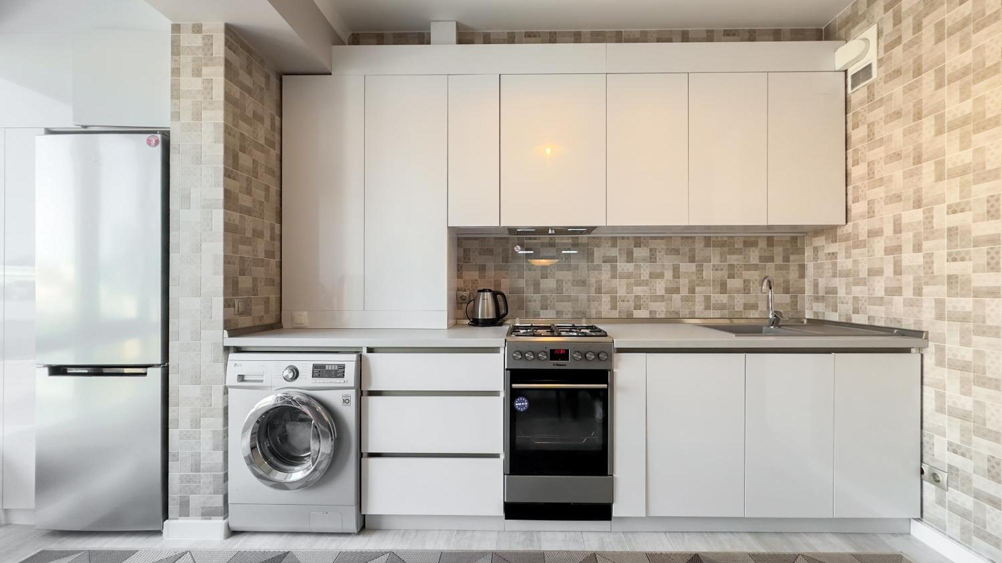 Glass New Apartments Ultracentral キシナウ エクステリア 写真